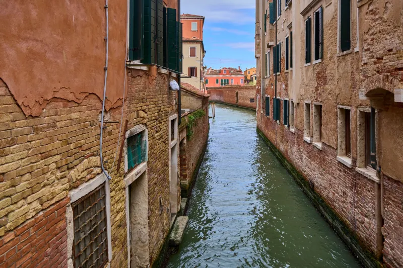 Venezia senza folla: sestieri, osterie e traghetti per scoprire la Serenissima come la vivono i veneziani